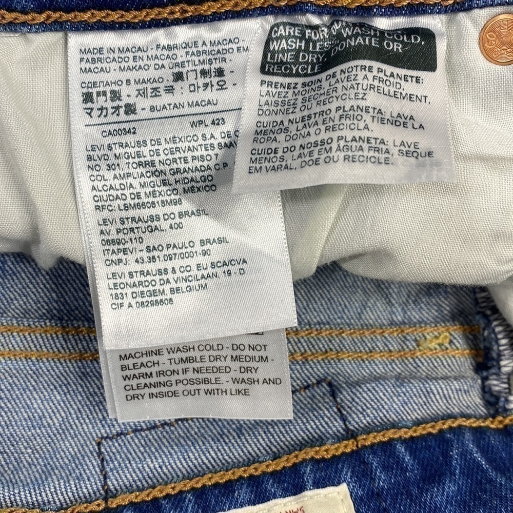 Levi's Premium Ribcage Shorts Button Fly Size 30 (flawed) - Picture 6 of 12